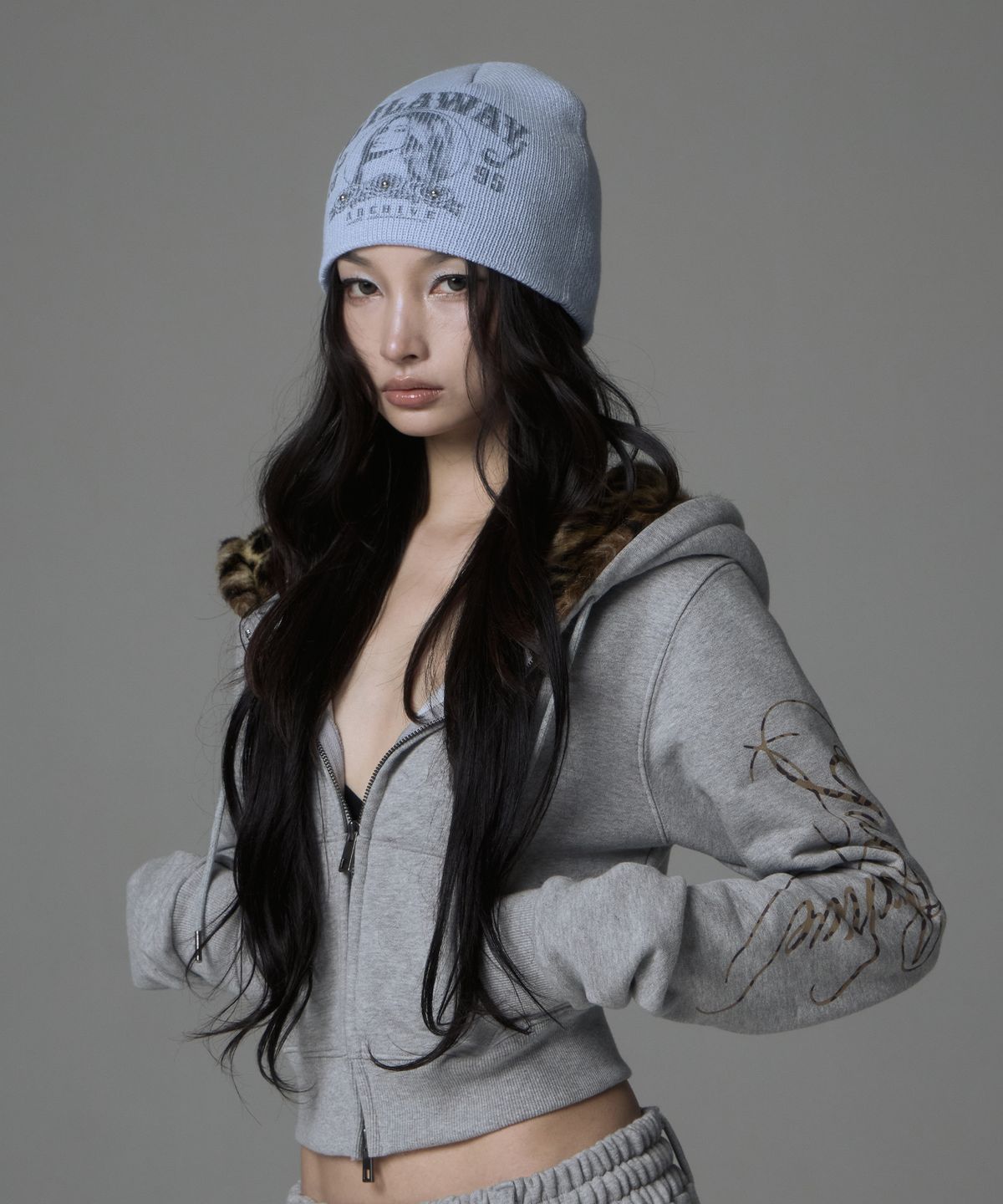 길라아카이브(GILAARCHIVE) RUNAWAY GIRL UNCUFFED BEANIE_SKY BLUE