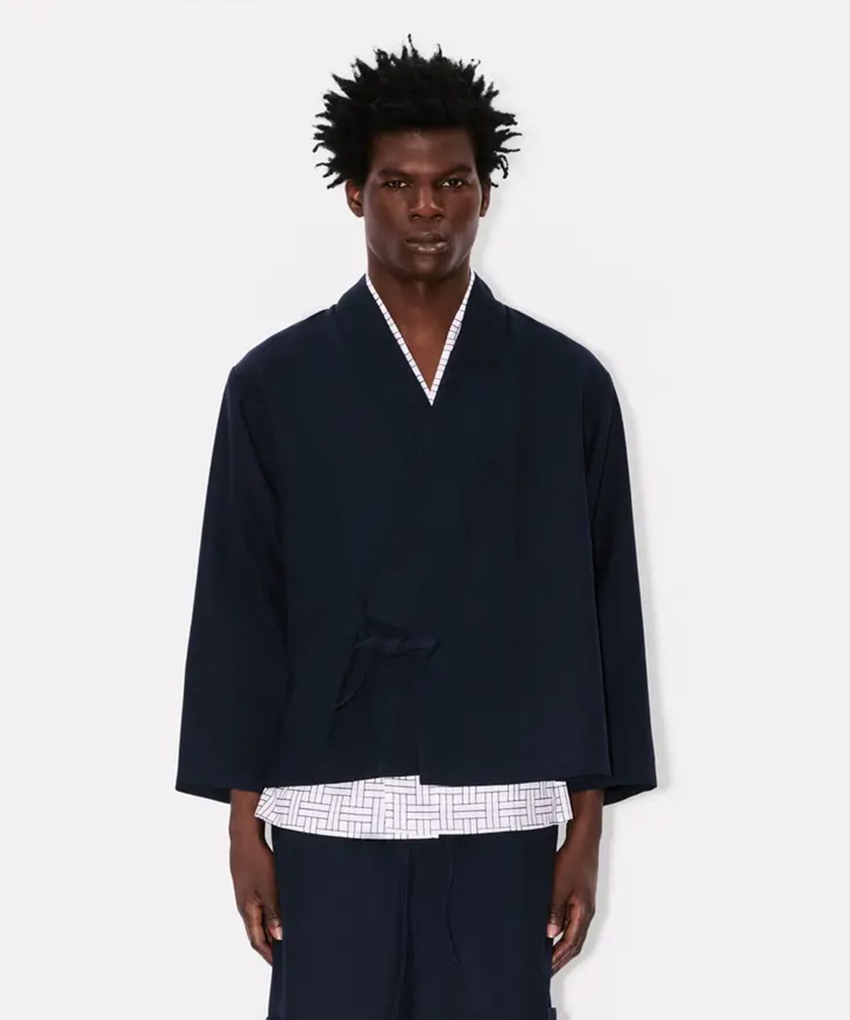 겐조(KENZO) 남성 25FW 기모노 자켓_K256AMJ101DBX