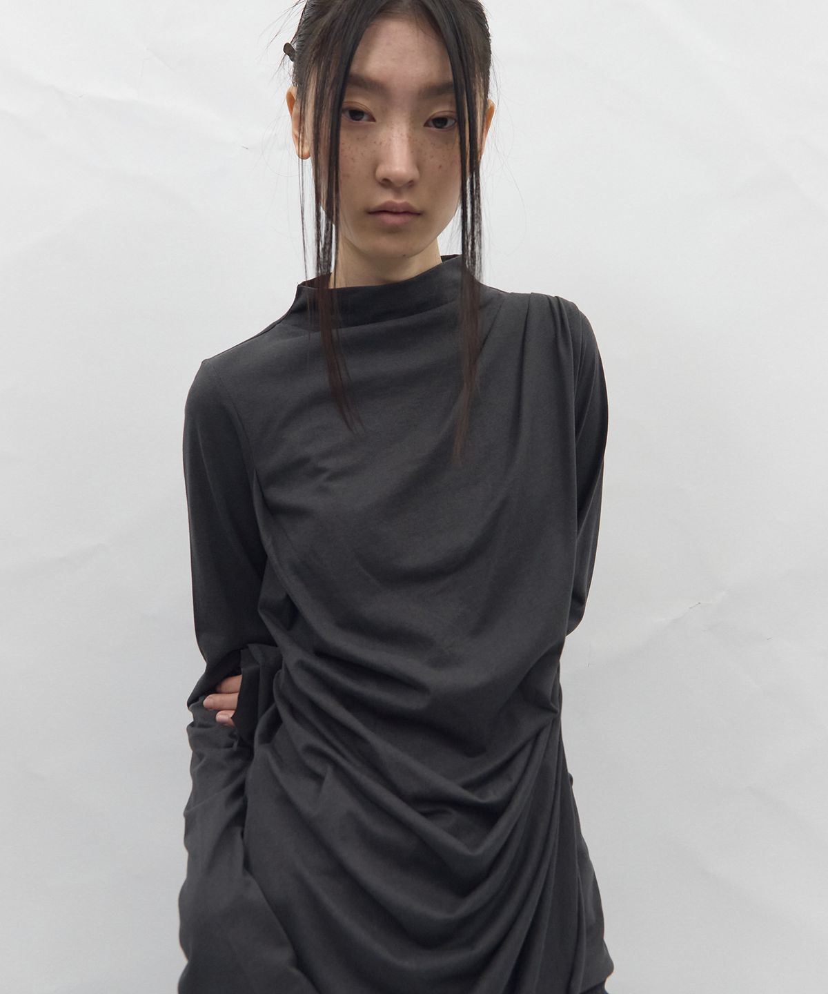 비엘알(BLR) Soft Draping Long Sleeve Grey