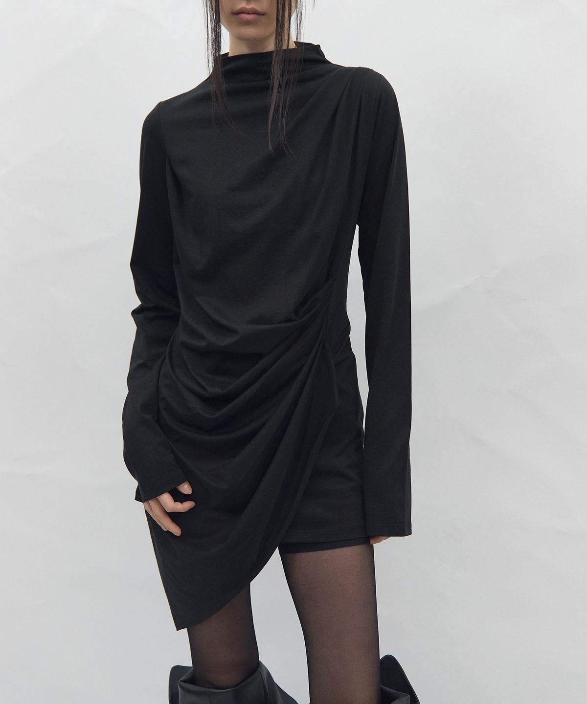 비엘알(BLR) Soft Draping Long Sleeve Black