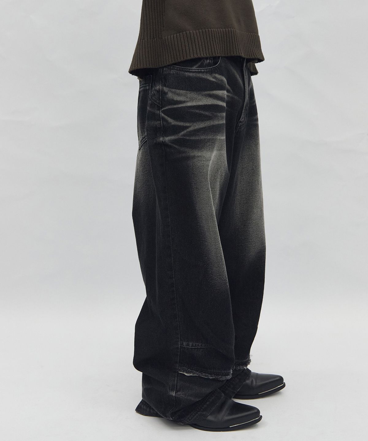 비엘알(BLR) Edge-Weighted Pants Black