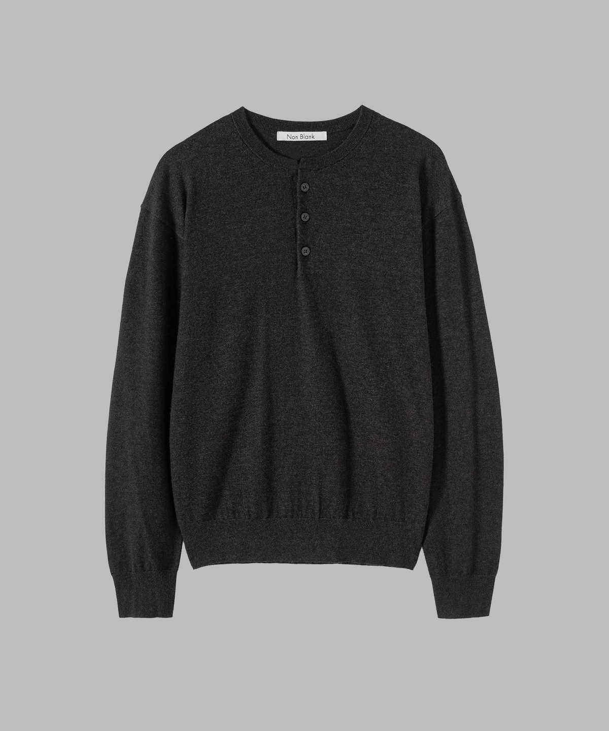 넌블랭크(NONBLANK) 워셔블 헨리넥 니트_CHARCOAL