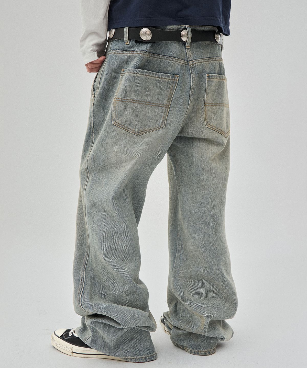 스웨이드(SUADE) CURVED FLARE DENIM [VINTAGE BLUE]