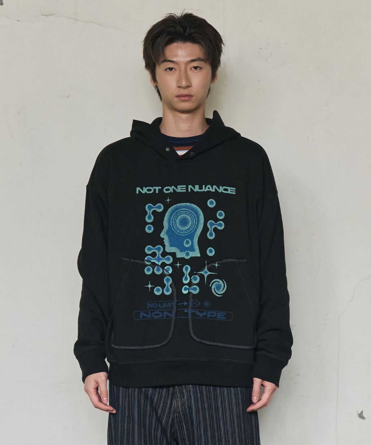 논타입(NONTYPE) MENTAL NOISE GRAPHIC HOODIE (BLACK)