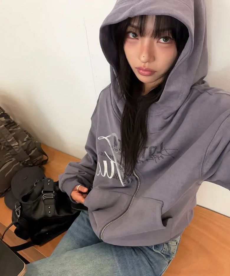 HIGH NECK VINTAGE GRAPHIC PIGMENT HOODIE ZIP-UP-ASH PURPLE