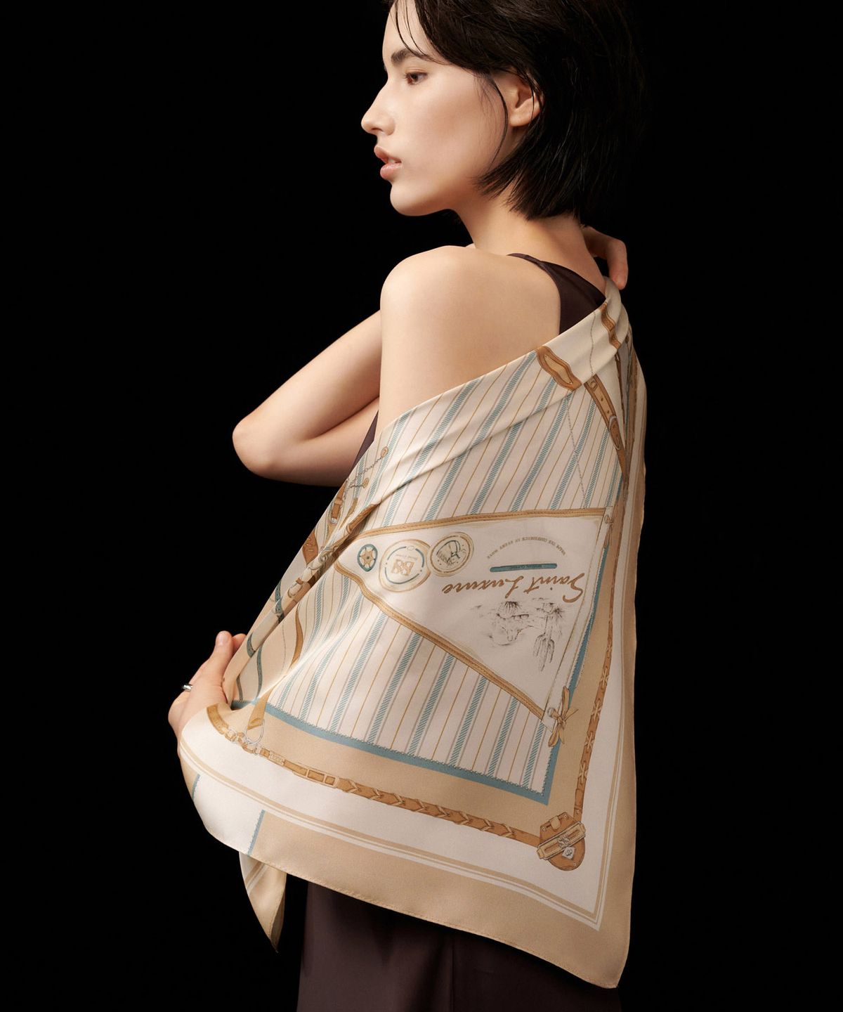 생럭슈(SAINTLUXURE) 아르델 베이지