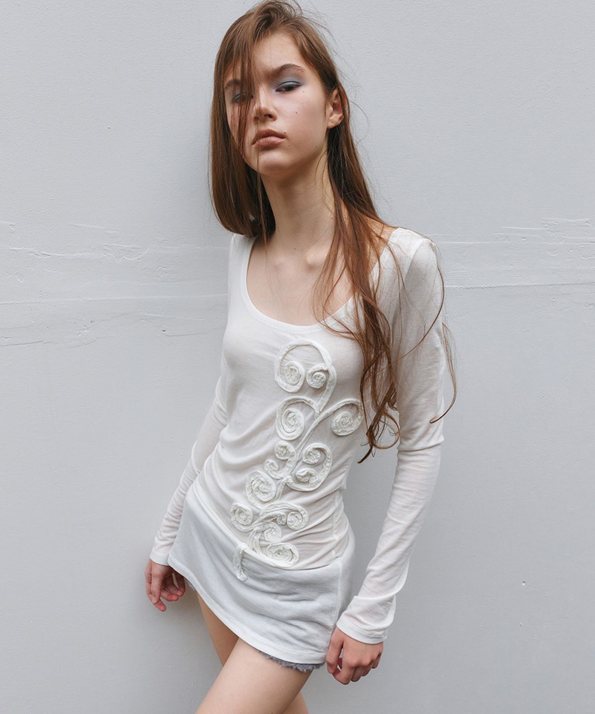 필세(PHILCE) Rosette Sheer Long Sleeve, Ivory