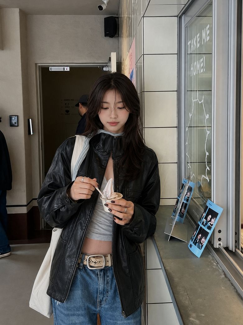 오버사이즈 레더 자켓 블랙
