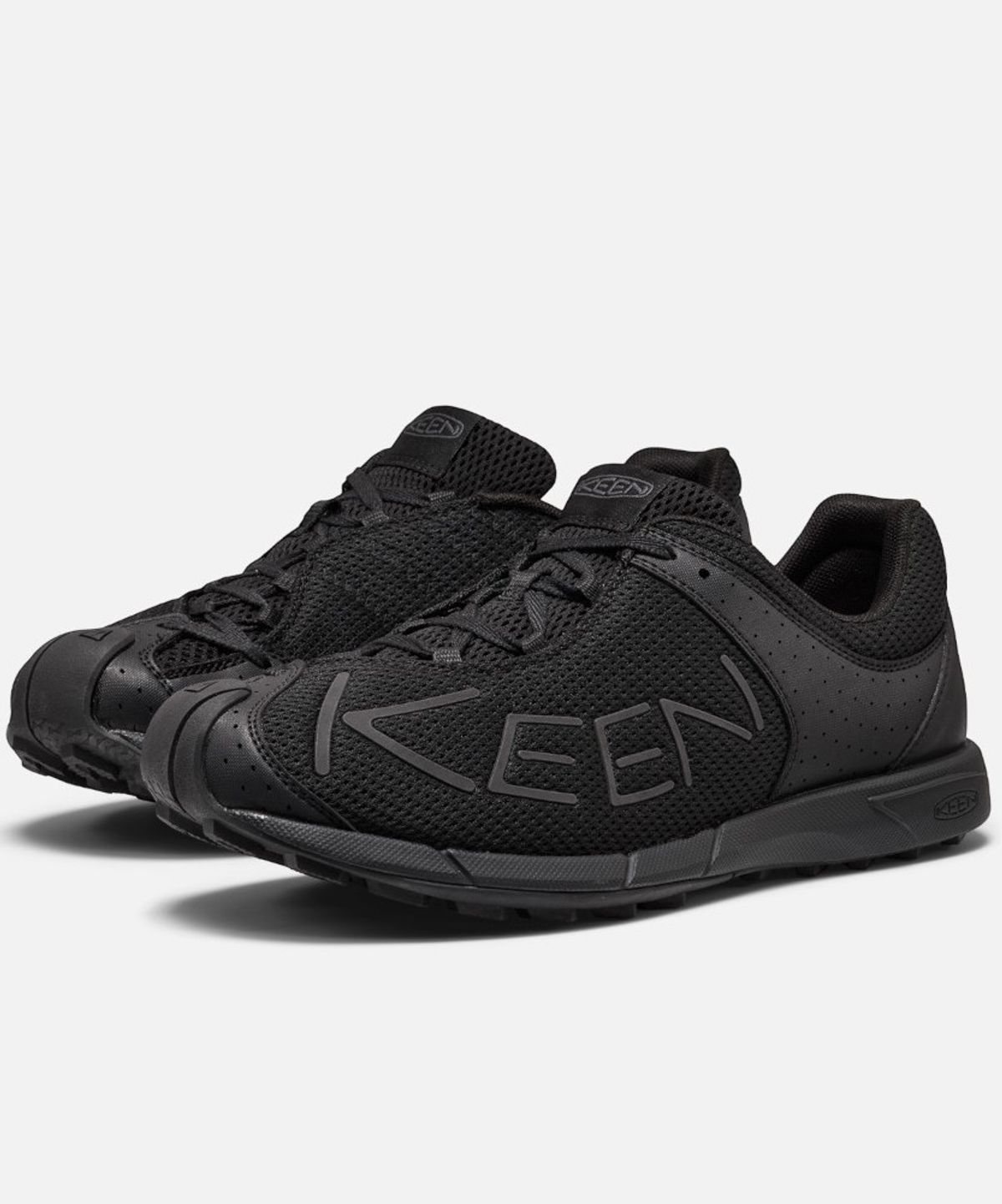 킨(KEEN) A86 남성 런닝화 TRIPLE BLACK