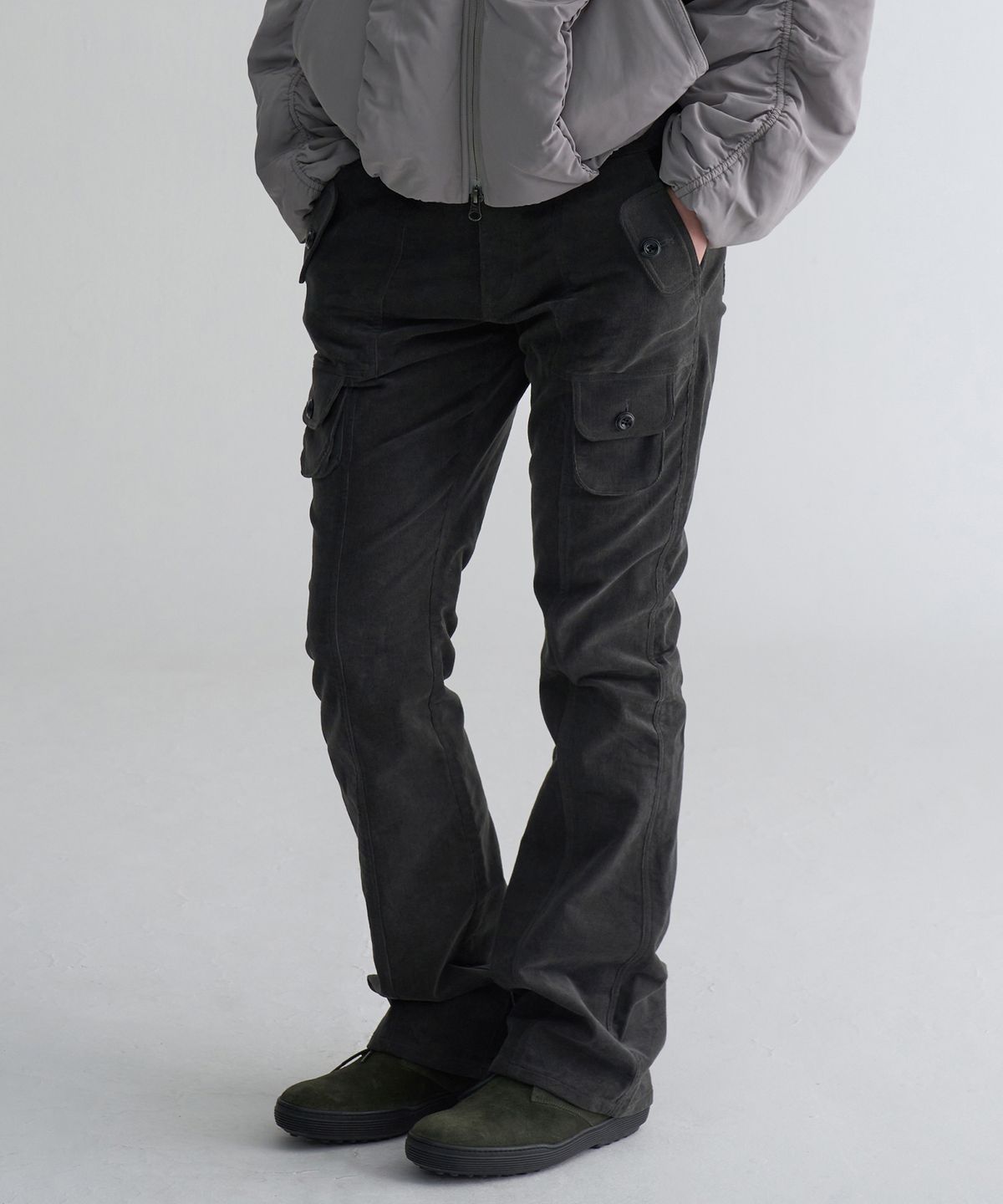 웰빙익스프레스(WELLBEING EXPRESS) Pocket Bootscut Pants Charcoal