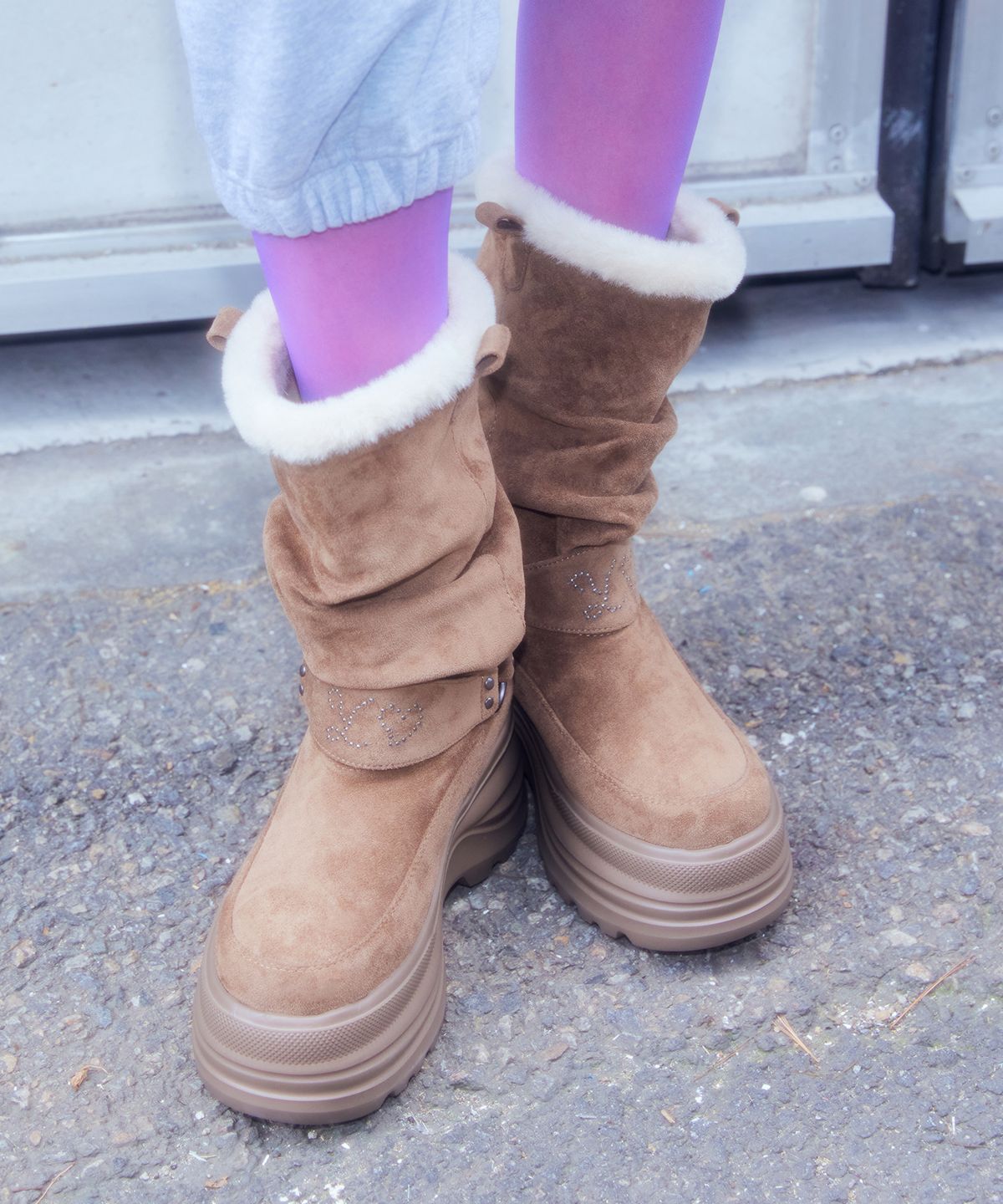유희(YOUHEE) [YOUHEE X OTZ] FUR PLATFORM BOOTS_BEIGE