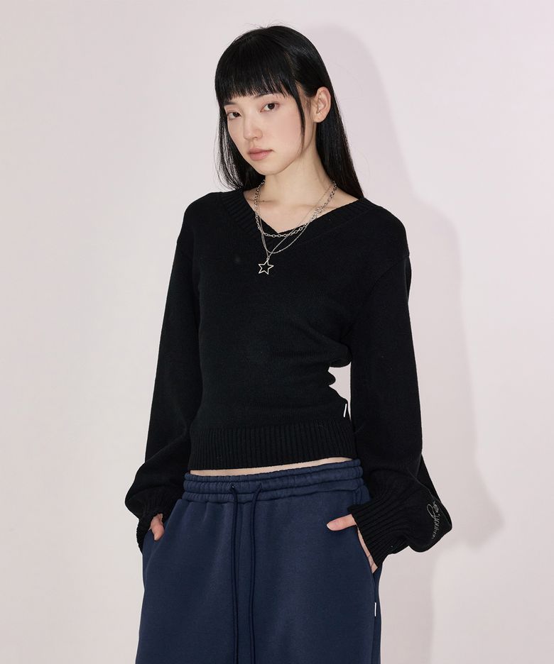 [브랜드위크 20%쿠폰] FLOWER YOUHEE V-NECK KNIT_BLACK