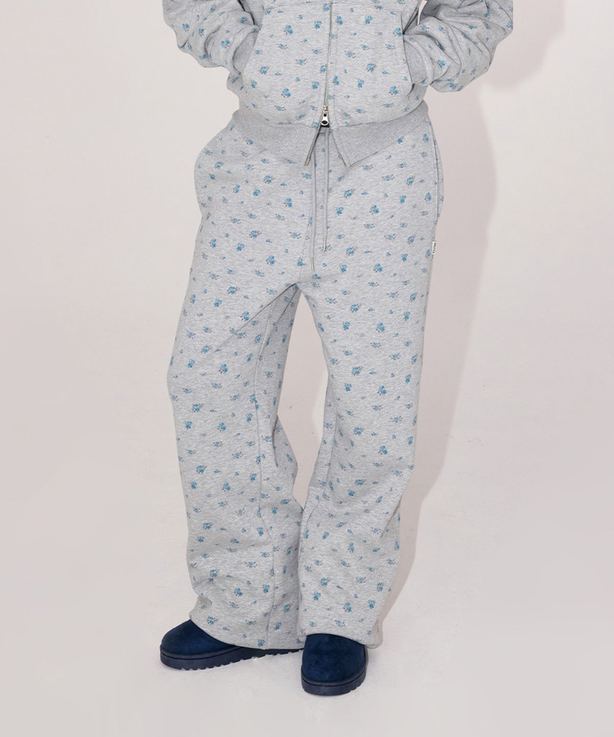 유희(YOUHEE) FLOWER SWEATPANTS_MELANGE GREY
