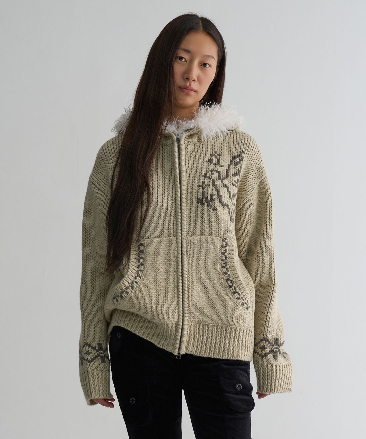 웰빙익스프레스(WELLBEING EXPRESS) Fur Cowichan Hoodie Beige
