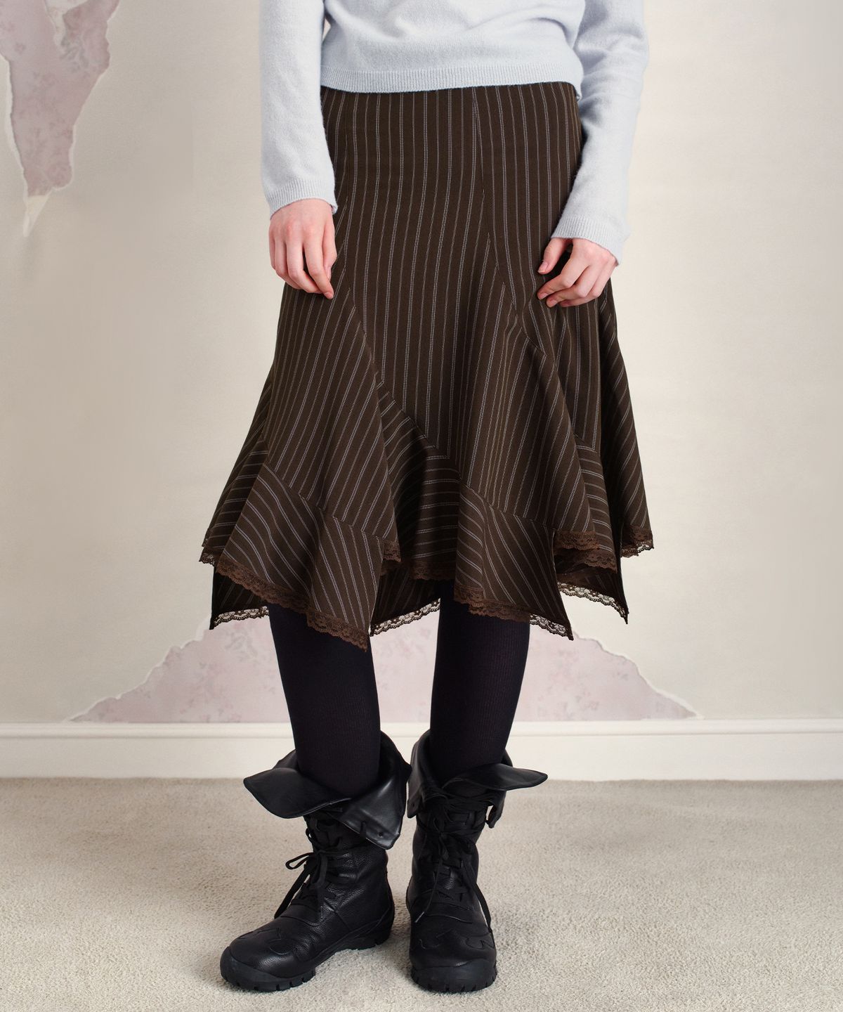 썬번프로젝트(SUNBURNPROJECT) ASYMMETRIC LACE MIDI SKIRT, BROWN