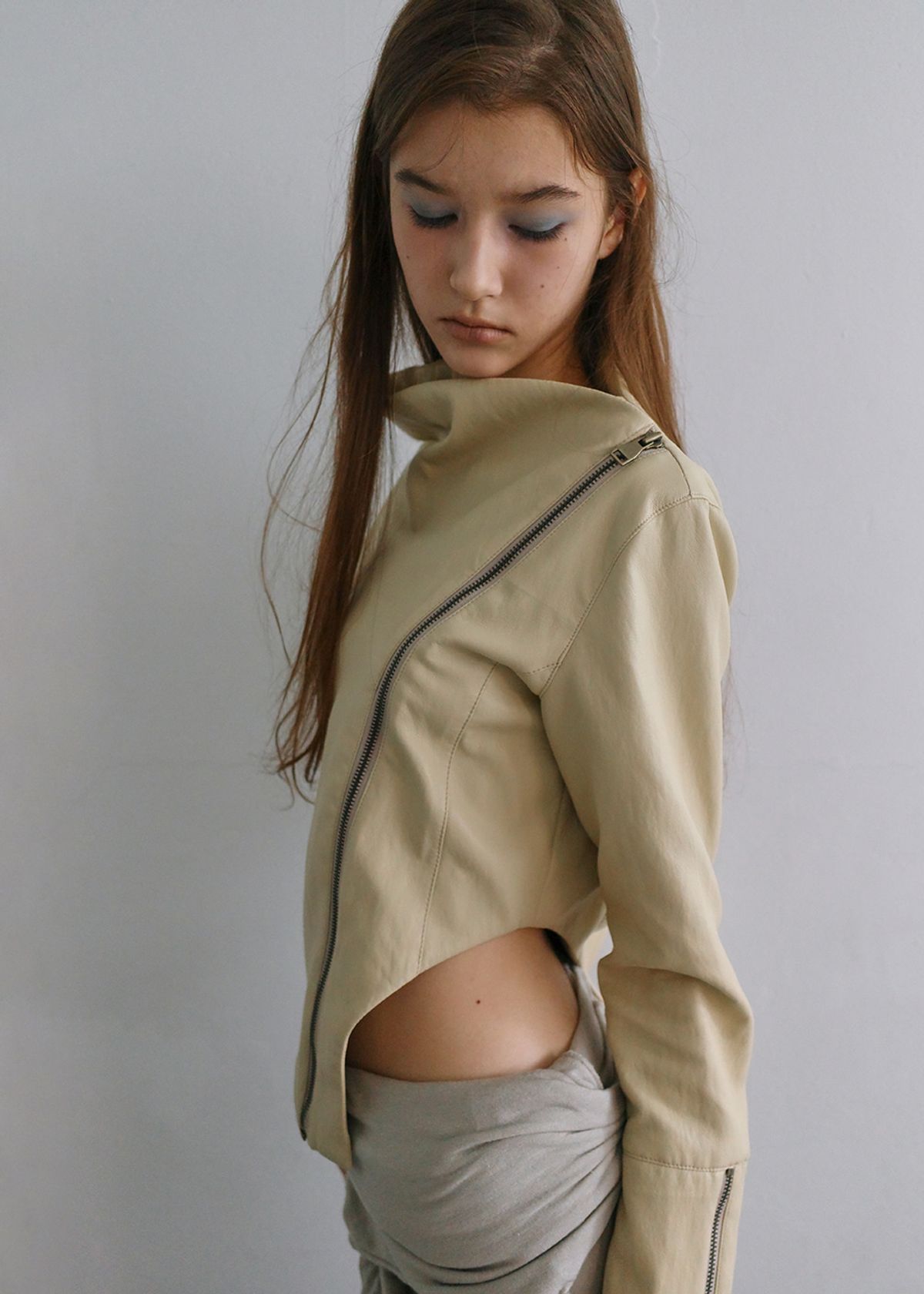 필세(PHILCE) Fluid Leather Jacket, Yellow Beige