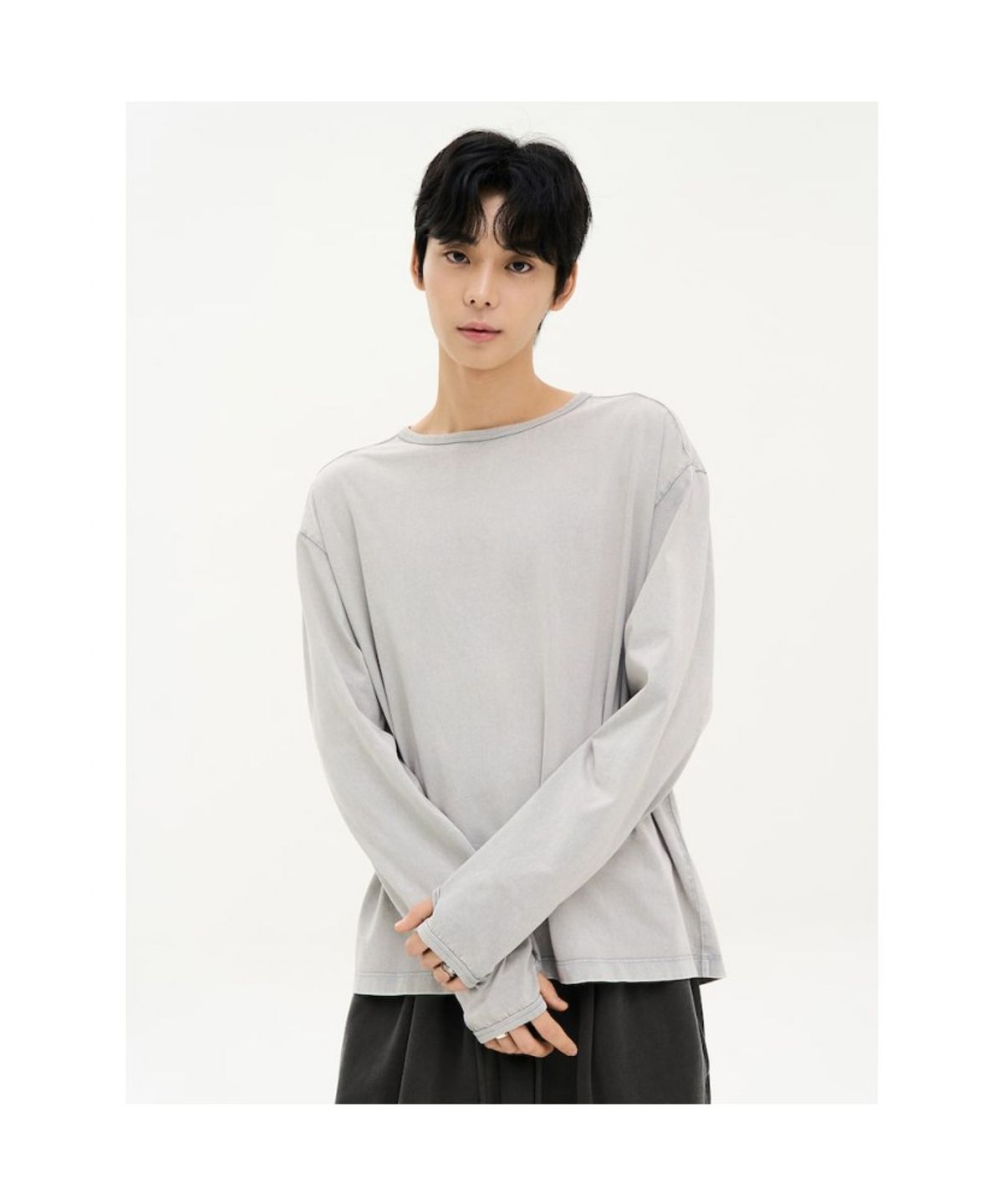 에잇세컨즈(8SECONDS) 가먼트다잉 핑거홀 티셔츠  라이트그레이
