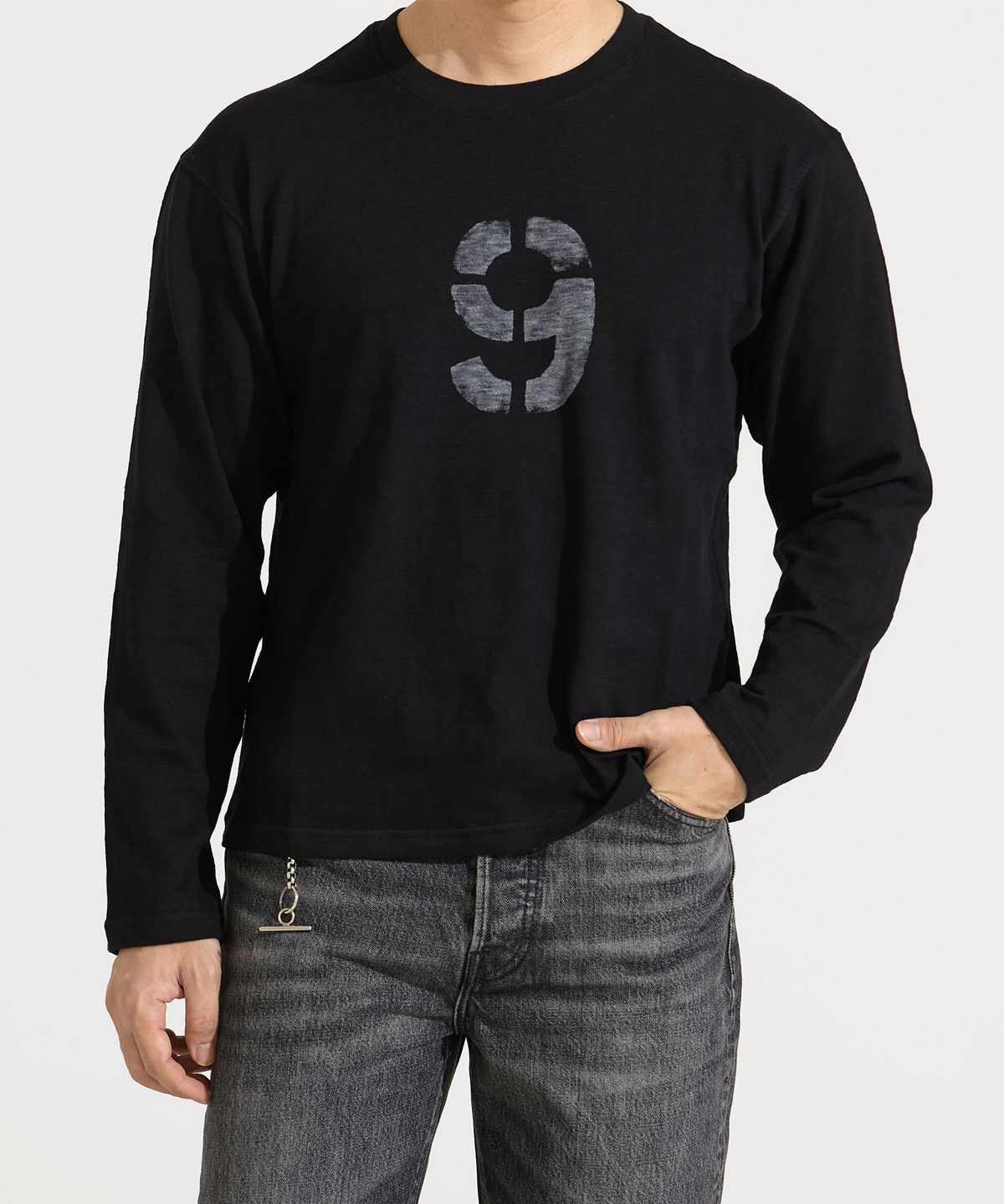 모드나인(MODNINE) Nine - L Sleeve T-Shirt Black