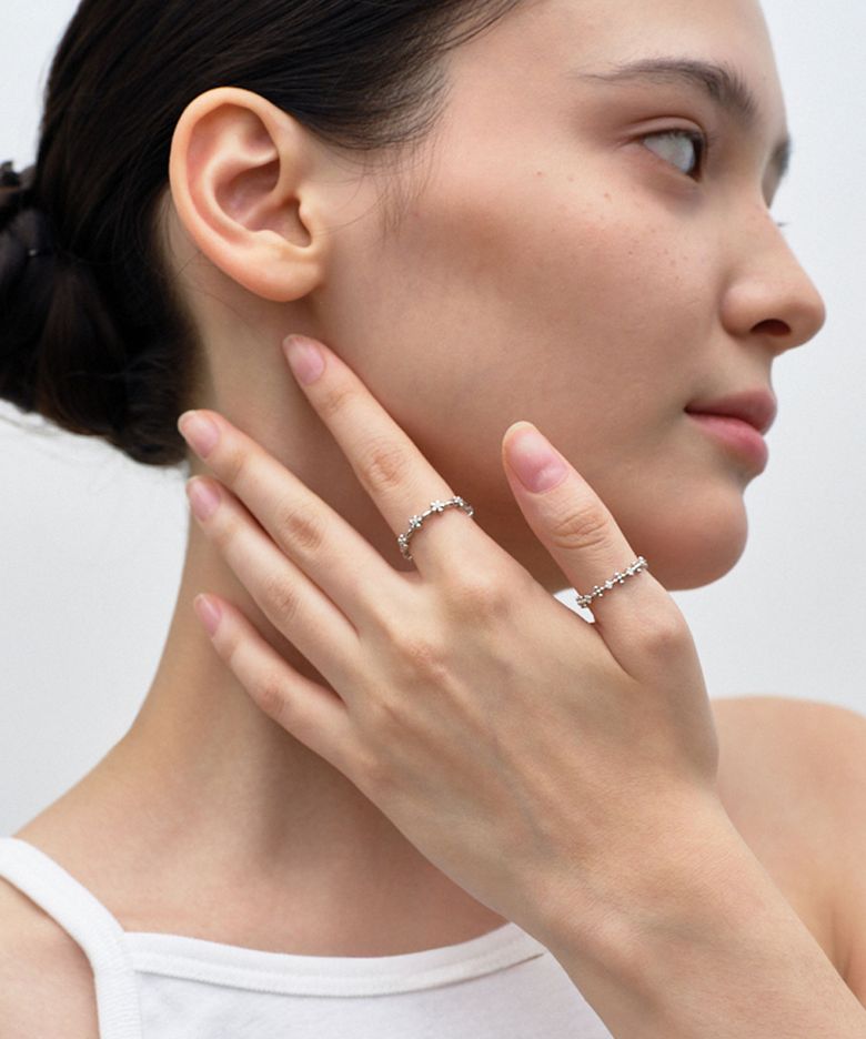 FLORAL GUARD RING