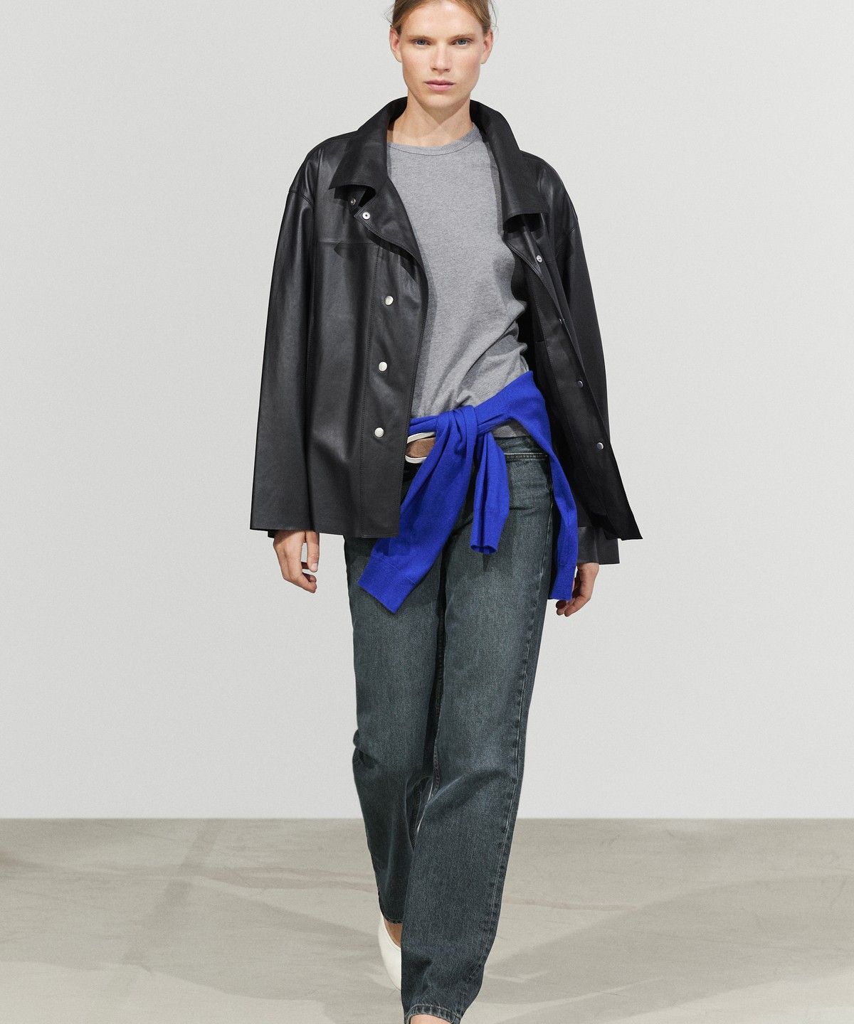 마시모두띠(MASSIMO DUTTI) 가죽 버튼 재킷