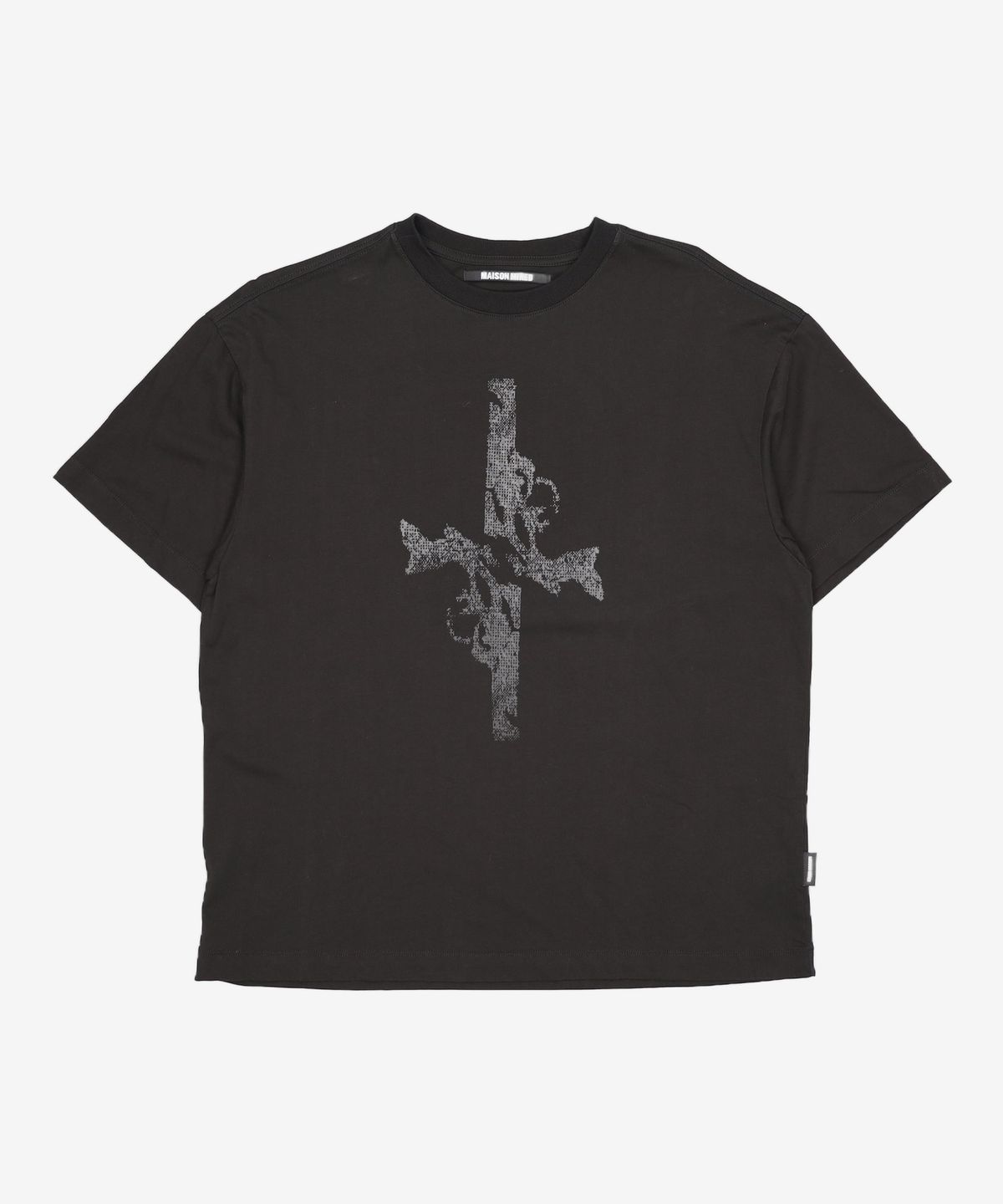 메종미네드(MAISON MINED) CROSS GUN GRAPHIC HALF T BLACK M