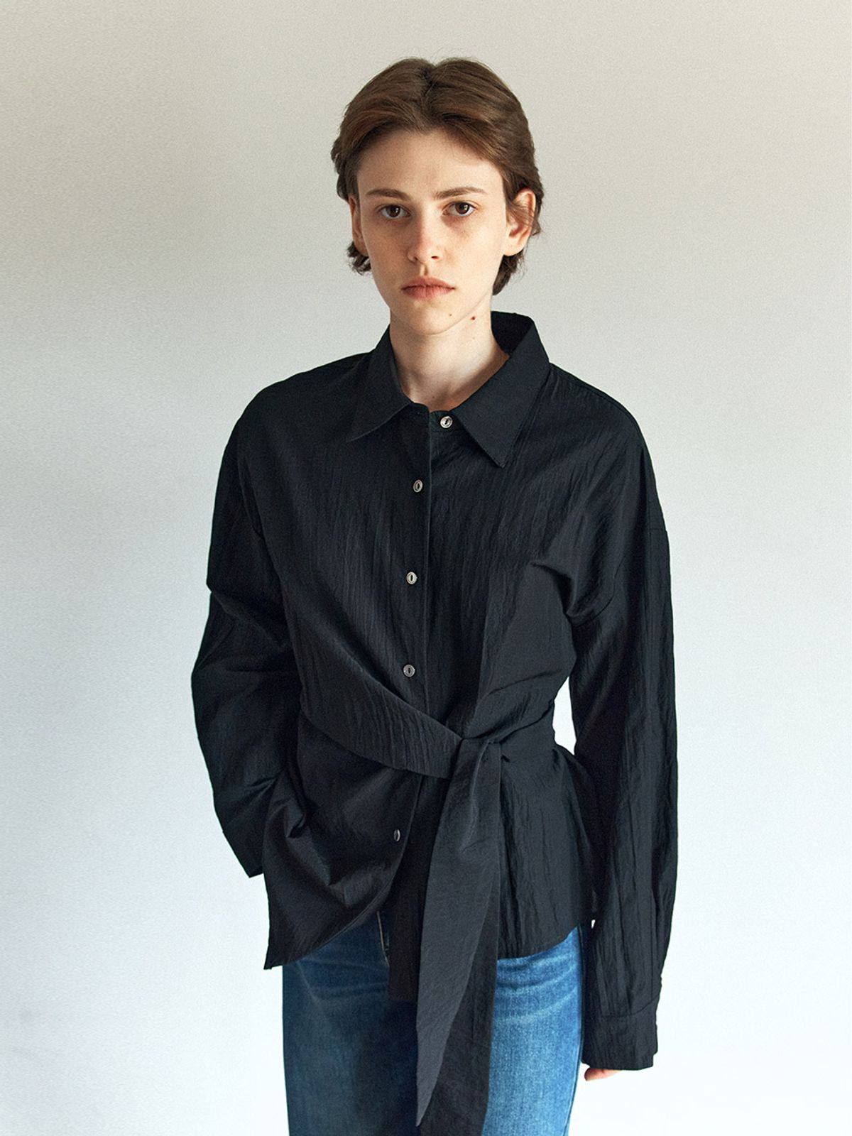 헌치(HUNCH) Unbalanced Waist-Tie Shirt