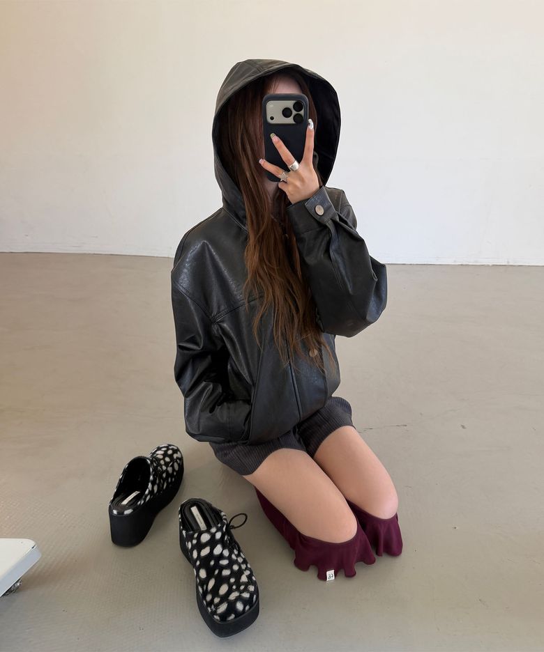 비건 레더 후디드 자켓(블랙)