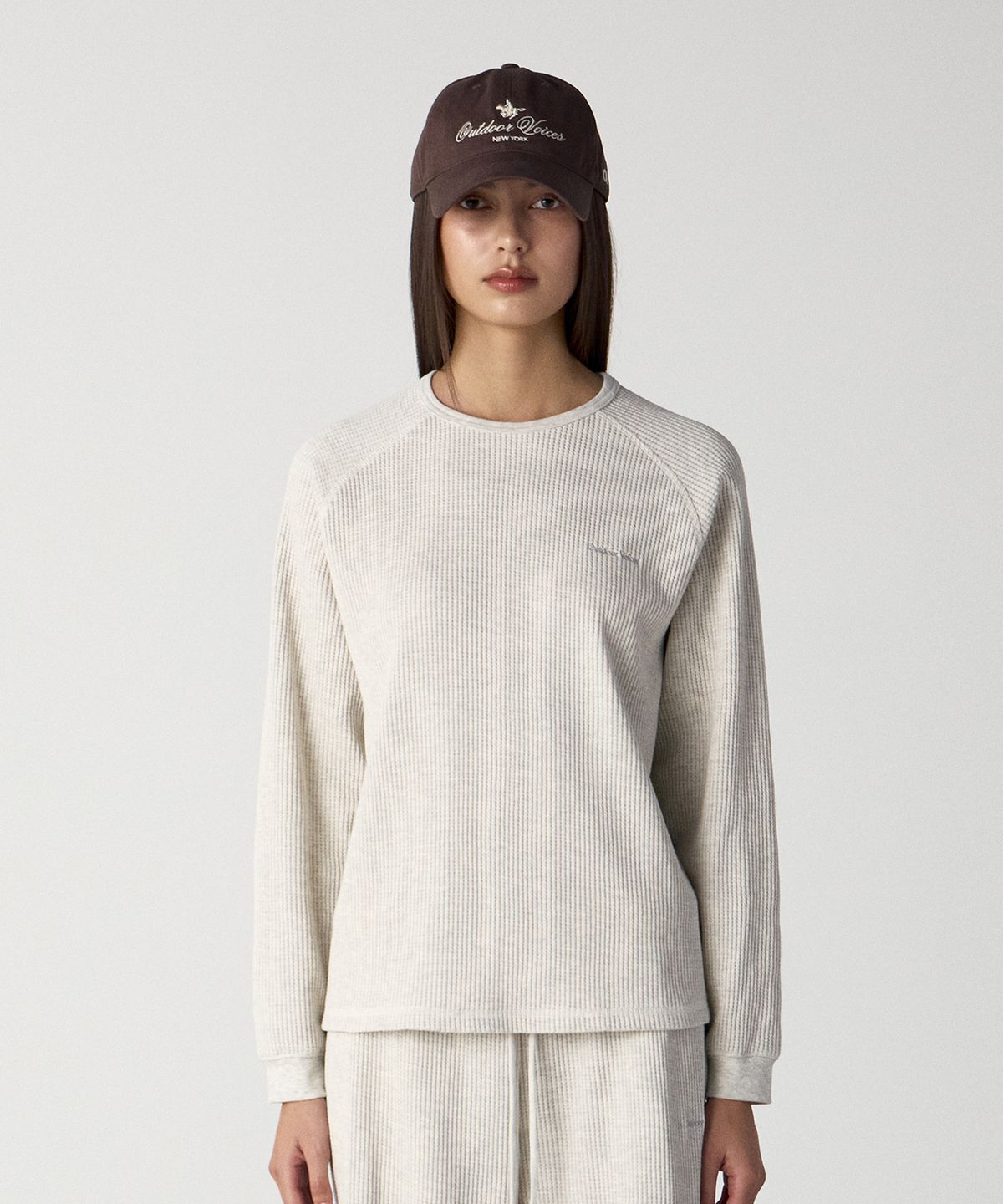 아웃도어 보이스(OUTDOOR VOICES) WAFFLE RAGLAN LONG SLEEVE TEE (OATMEAL)