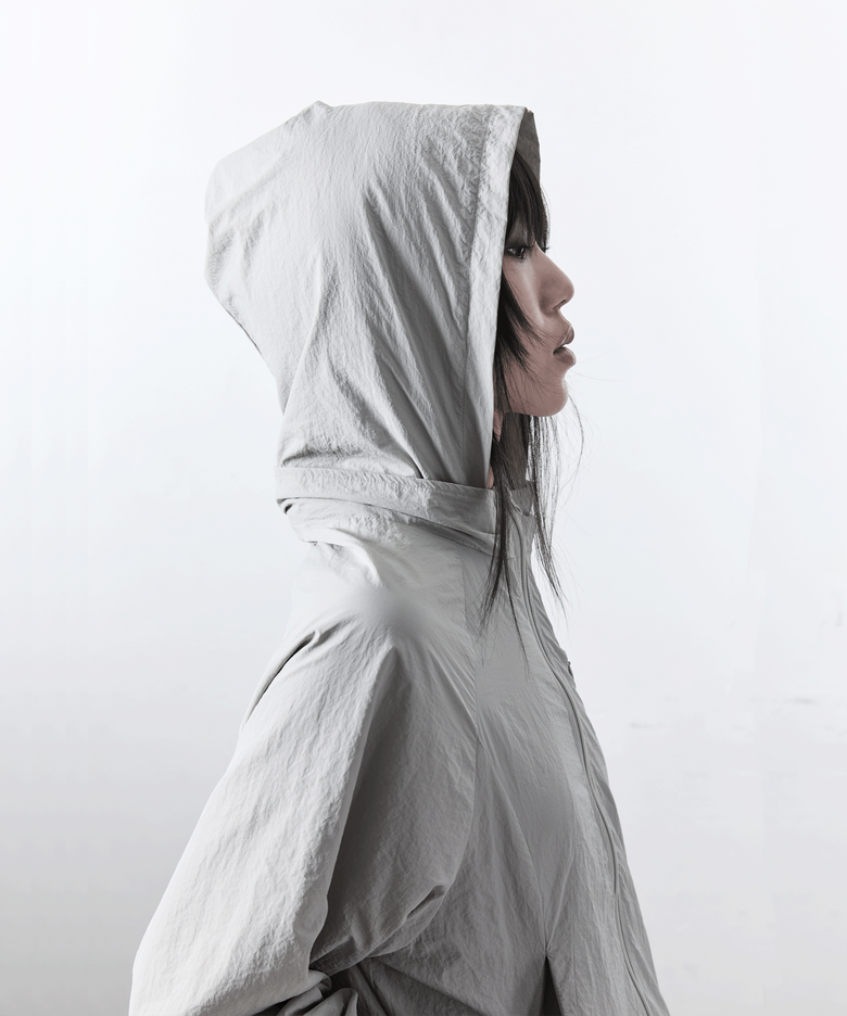 Cropped Panel Zip Windbreaker / Sky Blue