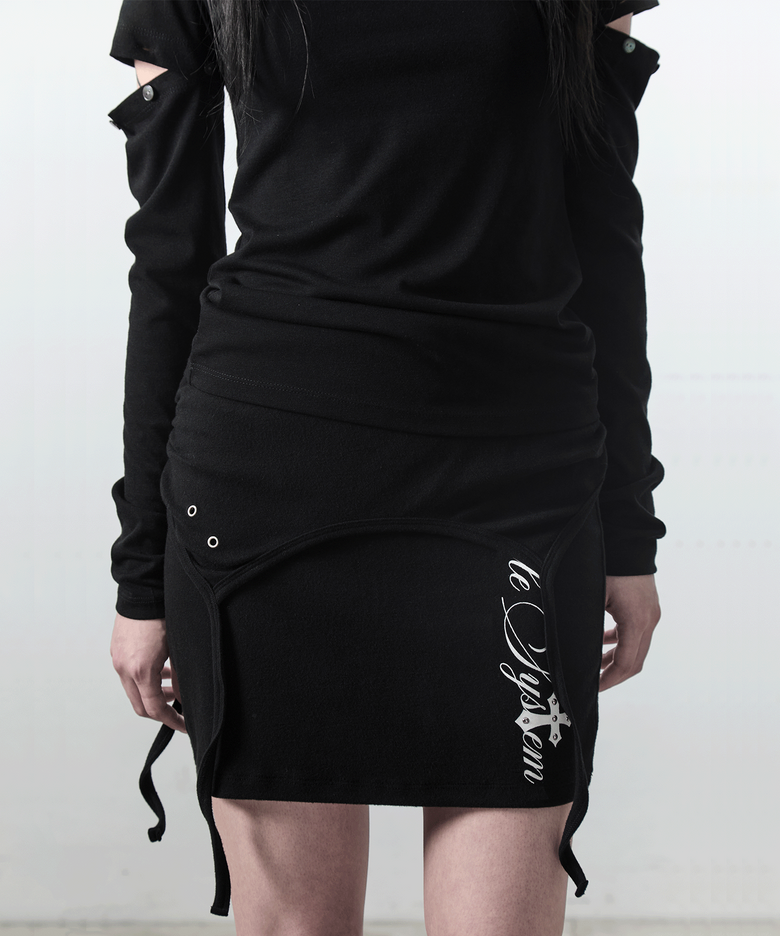 Layered Drawstring Skirt / Black