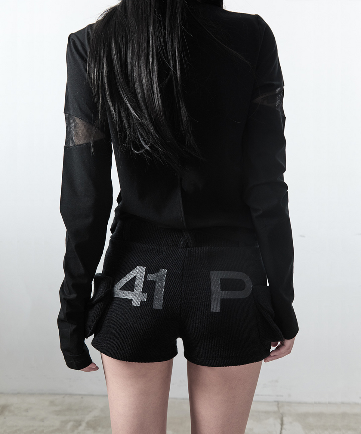 사일프레이(41PRAY) 41 Graphic Pocket Shorts / Black