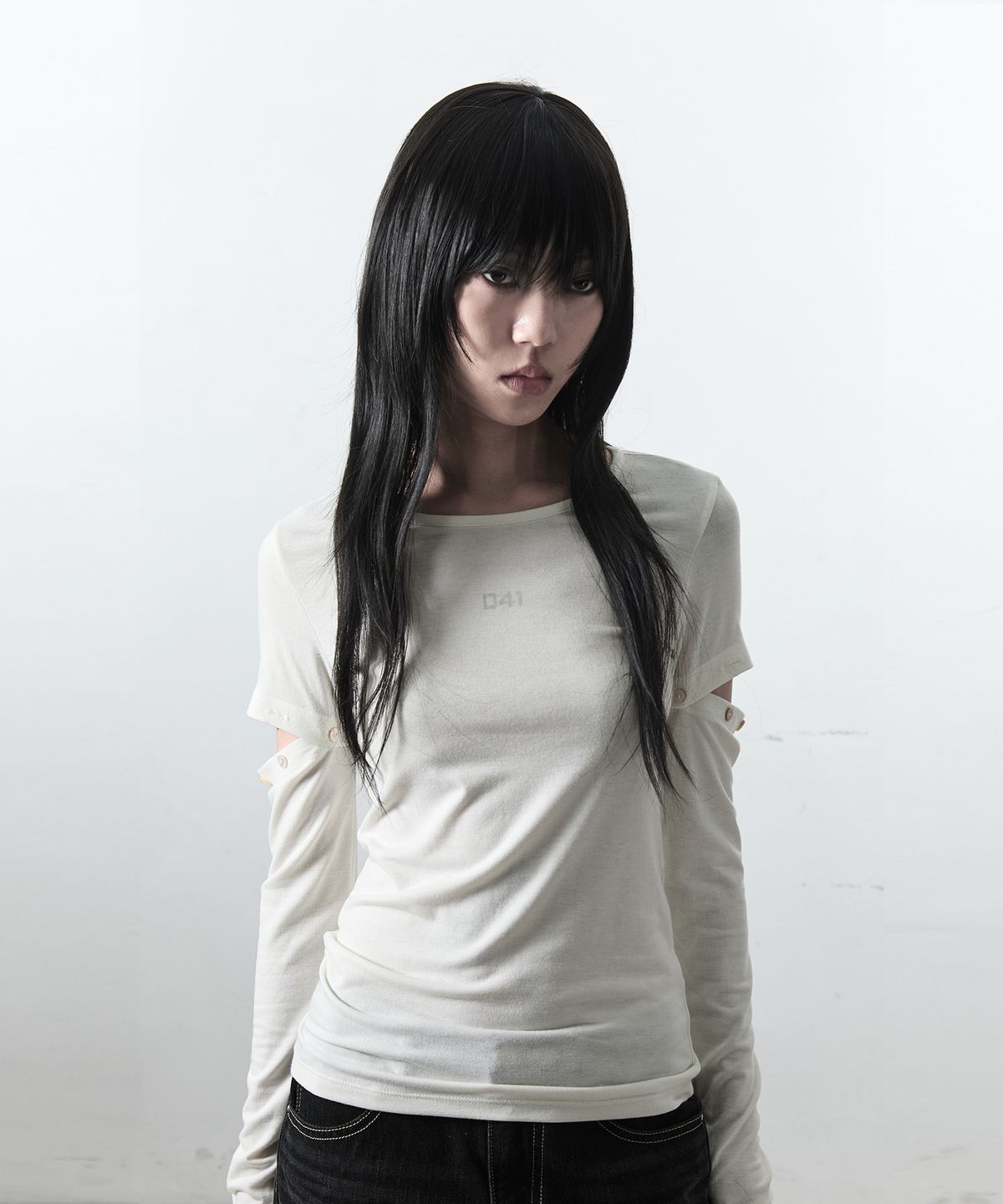 사일프레이(41PRAY) Button Cutout Sleeve Top / Ivory