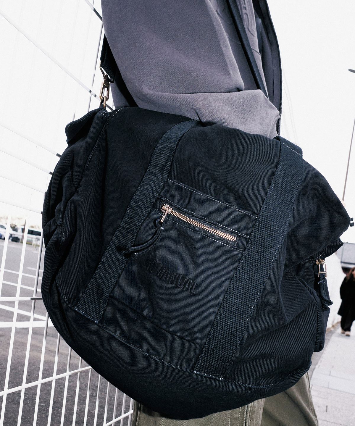 노매뉴얼(NOMANUAL) DYED BOSTON DUFFEL BAG - DYED BLACK