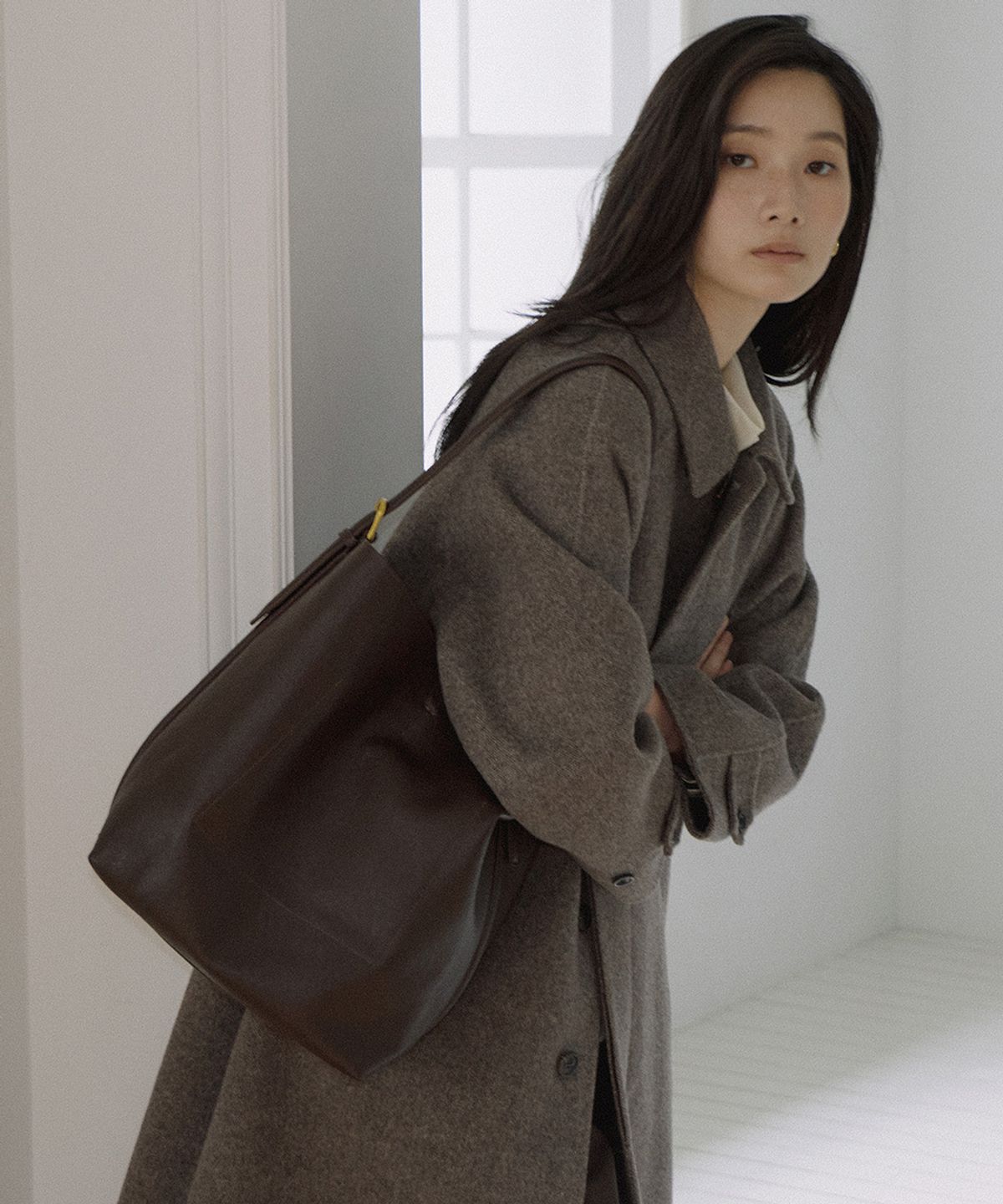 링서울(LINGSEOUL) cow leather tote bag-brown