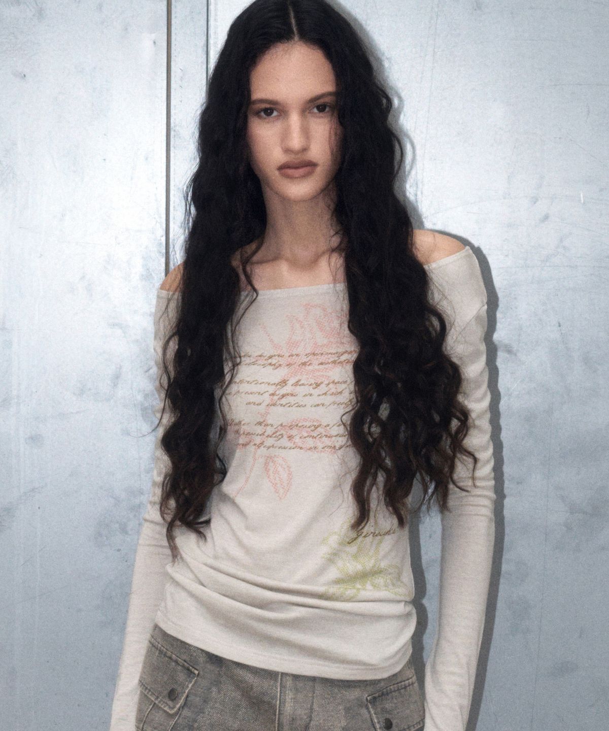 긴스키(GINSUKI) VINTAGE FLOWER WOOL LONG SLEEVE (BEIGE)