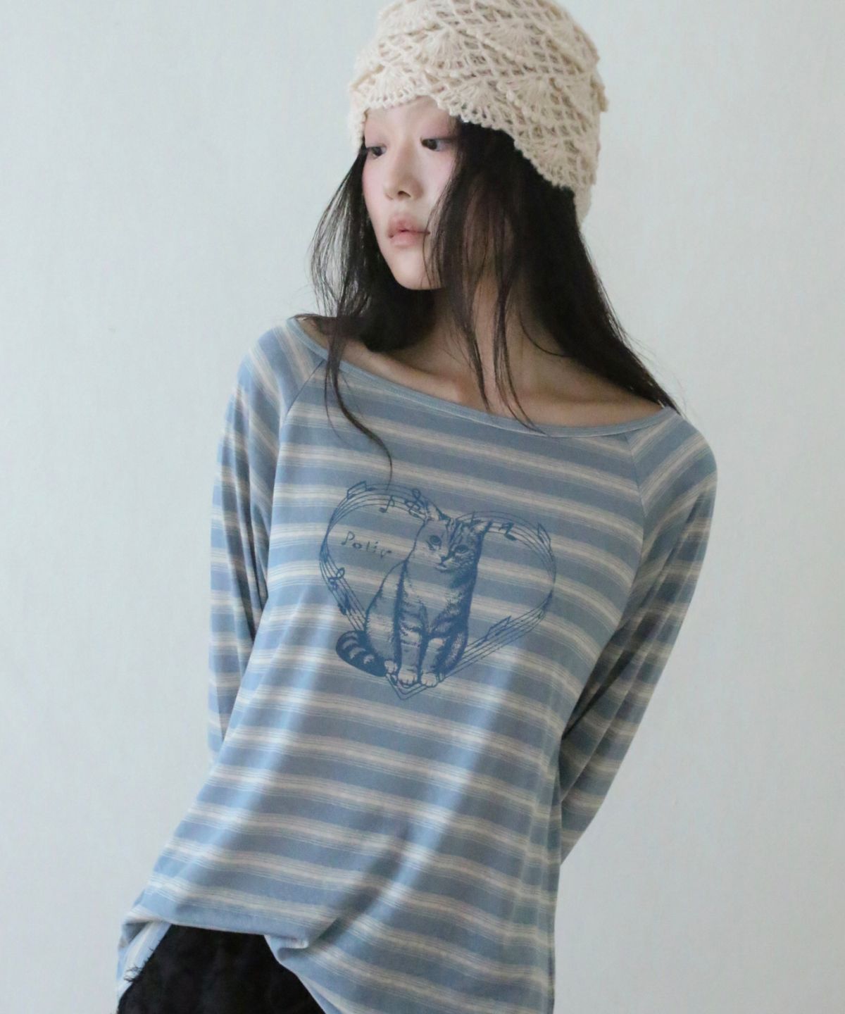 포에브(POEV) Melody Cat Raglan Top - Dusty Blue