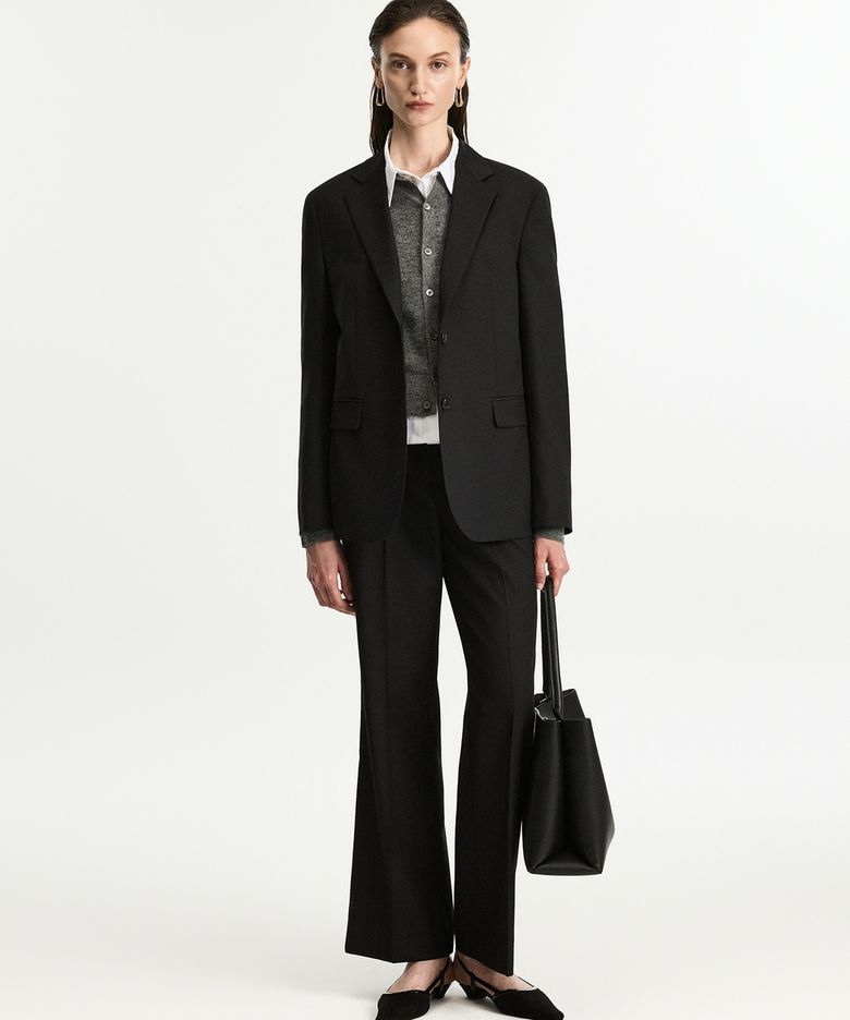 W Wool Blend Comfort Flared-Fit Pants (Black) TNPA6F300BK
