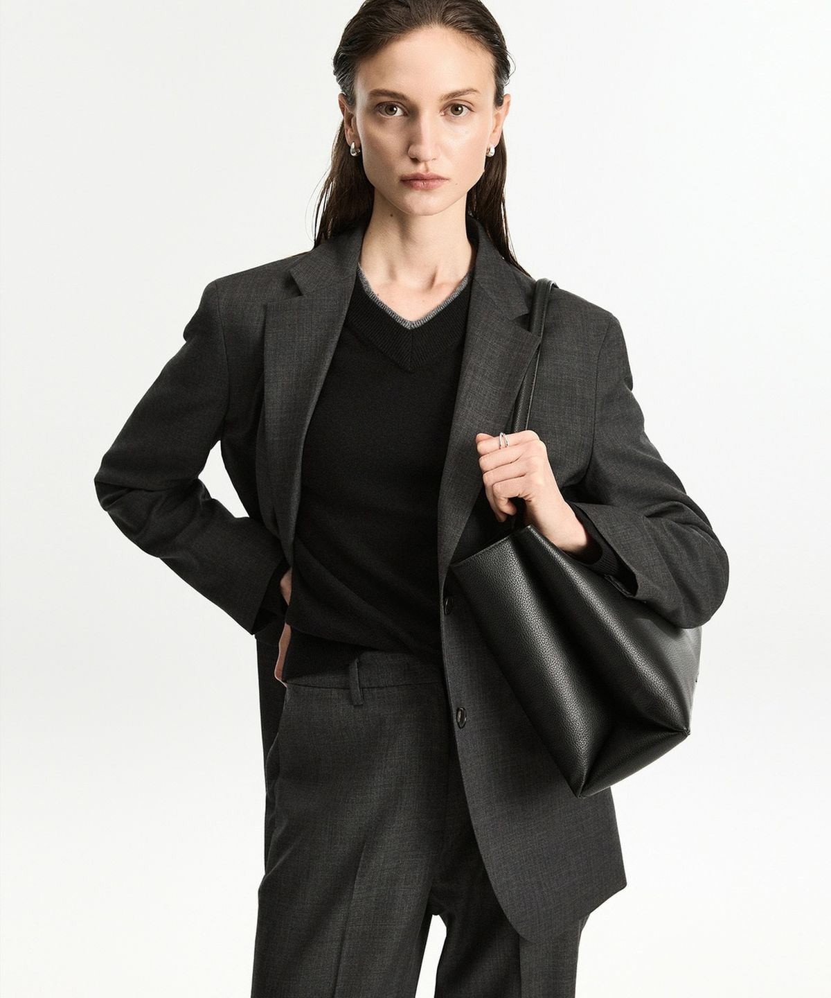 티엔지티 우먼(TNGT WOMAN) W Wool Blend Comfort Set-Up Jacket (Charcoal) TNJA6F300G2