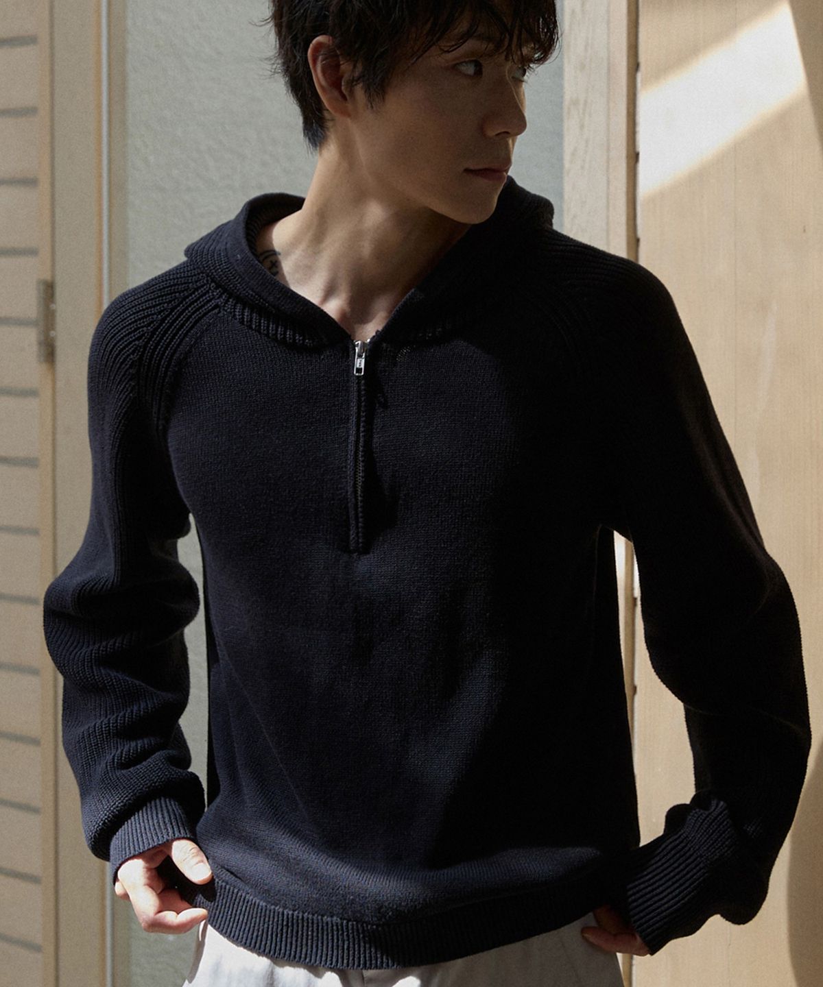 후브스(HOOVES) 믹스드 하프 집업 후디[블랙]