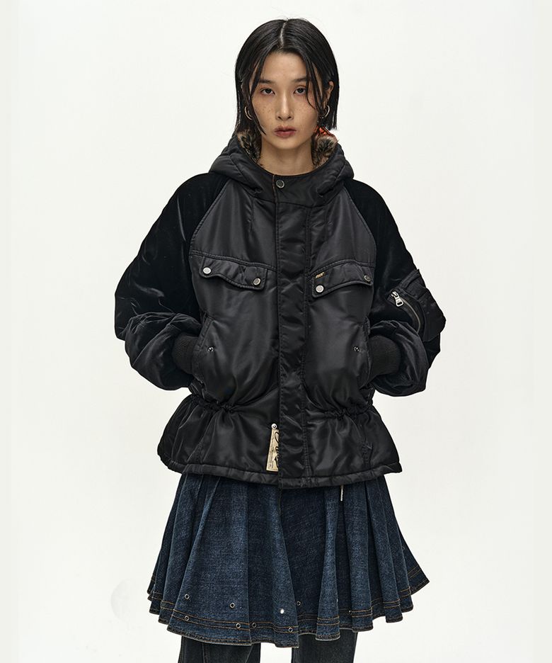 UTILITY HOODED PUFFER PEPLUM JACKET (BLACK)