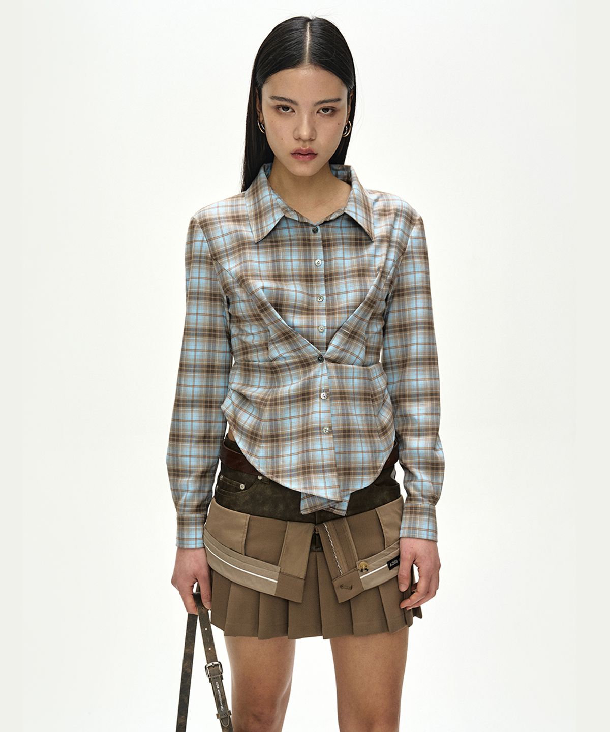 앤더슨벨(ADSB ANDERSSON BELL) CHECK DRAPED WAIST SHIRT (BLUE/ORANGE)