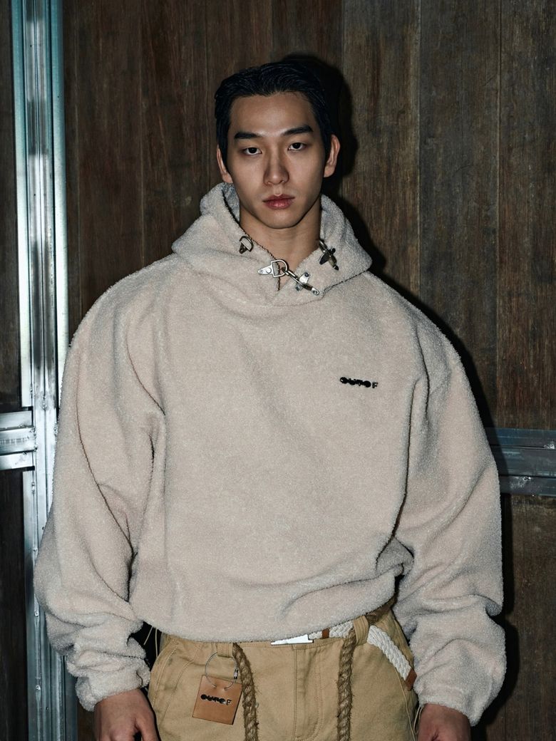 Metal Toggle Neck Fleece Hoodie