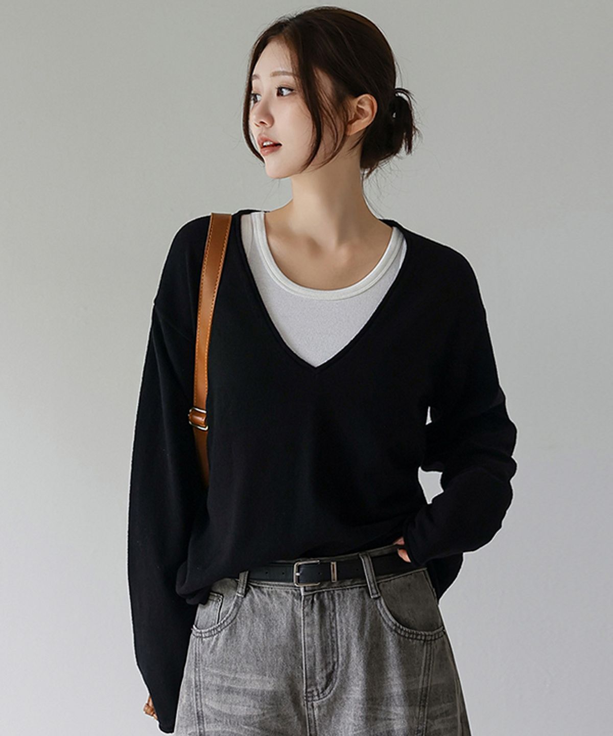 프렌치시크(FRENCHCHIC) 카르시아 딥 브이넥 울 니트_F6F555KN