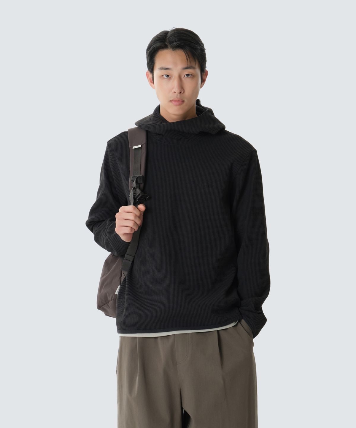 스노우피크 어패럴(SNOWPEAK APPAREL) 테이진 델타피크 와플 바라클라바 후드 티셔츠 (S26FUTHD18) Black