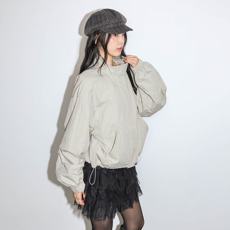 DD_High neck windbreaker jacket