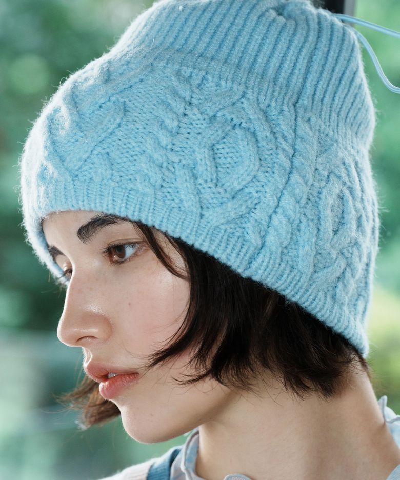 HEART CABLE BEANIE - 4 colors