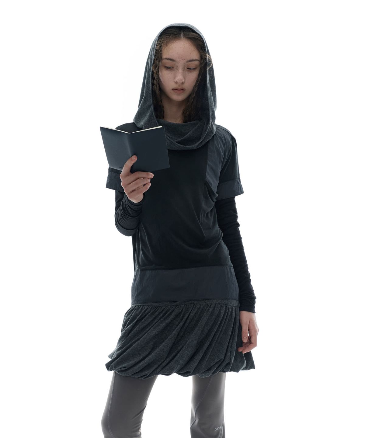 오호스(OJOS) Double-Layered Long Sleeve Top / Black