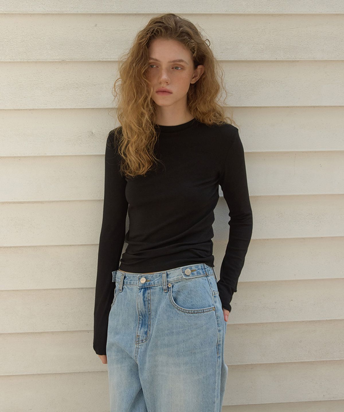 론크(LONQUE) ESSENTIEL ROUND NATURAL SPAN LONG SLEEVE T-SHIRT (BLACK)