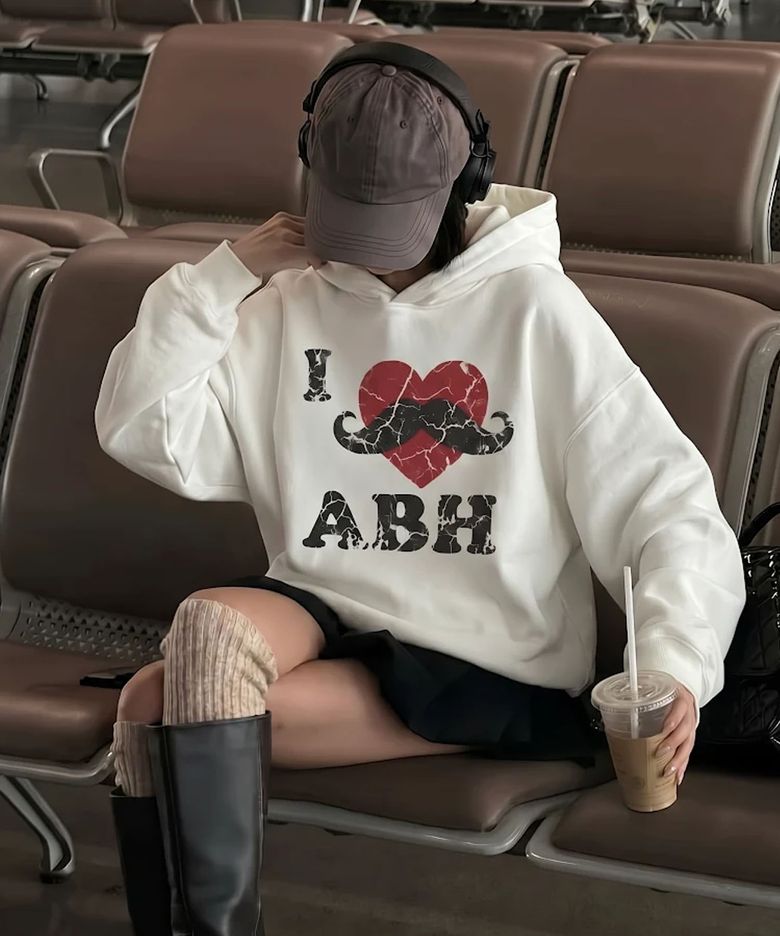 아이러브 머스타쉬 후드 스웨트셔츠 ABH367-169 아이보리