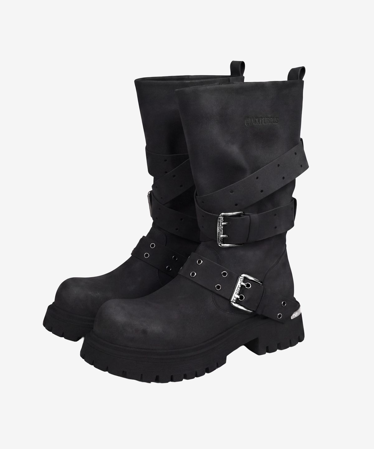 블랙 퍼플(BLACK PURPLE) 러스크  숏 스트랩 슬라우치드 부츠_블랙 Rusk Short Strap Slouched Boots_Black